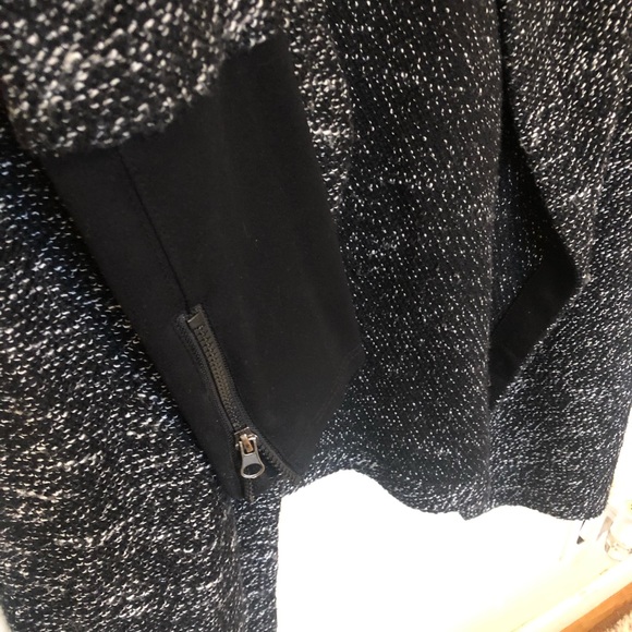 Cardigan - Picture 2 of 4